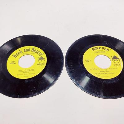 CHILDREN'S DISNEY AND PETER PAN RECORDS BOOK AND MUSIC 45'S LOT