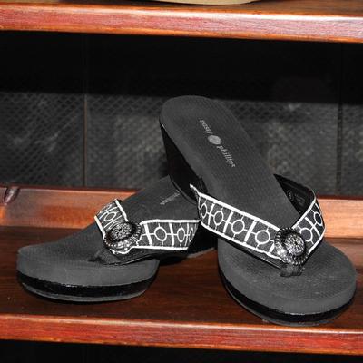 Women's shoe size 8
