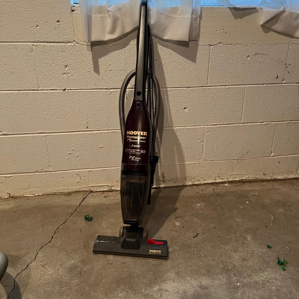 Hoover Portapower, Eureka Mighty Mite, & Shark Cordless Vacuums (SMG