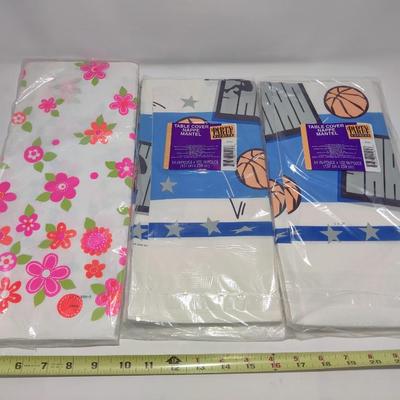 VINTAGE FUN TABLECLOTH BUNDLE
