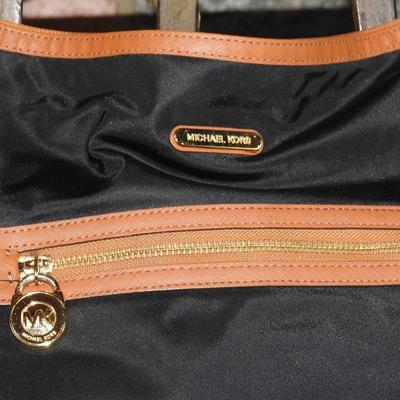 Michael Kors tote