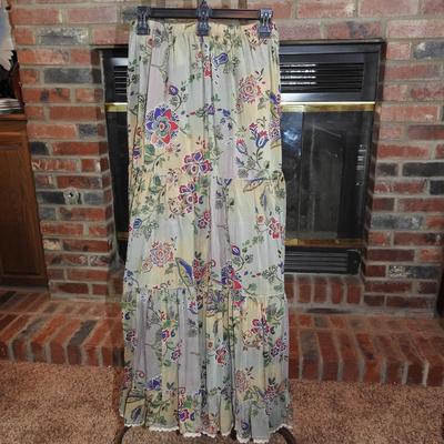 Tianello Skirt & blouse