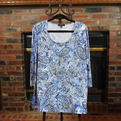 Slinky brand top