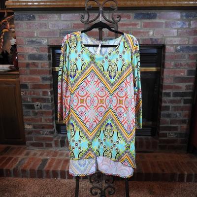 Women's tunic top