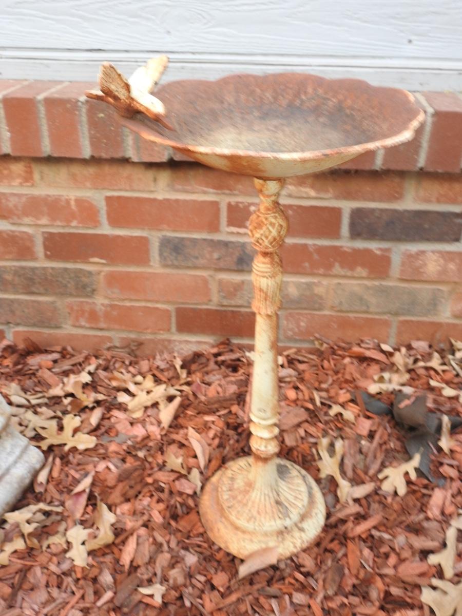 Metal bird bath