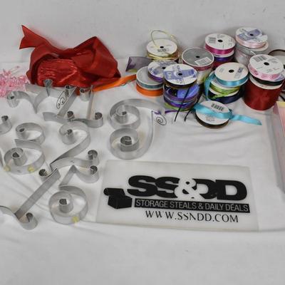 Holiday/Decor Lot, Assorted Ribbon, Number Decor