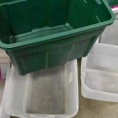 6 Storage Totes With Lids, Green and Pink