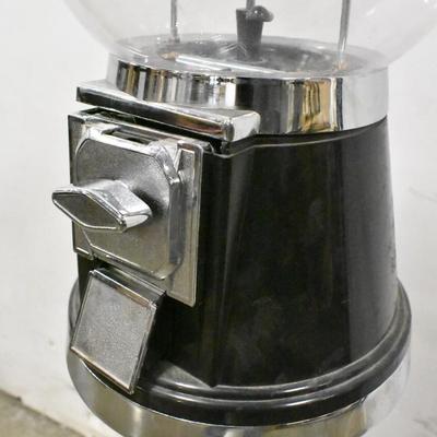 Gumball Machine, Missing Top Screw