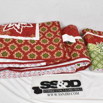 Snowflowers Quilt 86" x 86", With Pillow Cases and Tote Bag