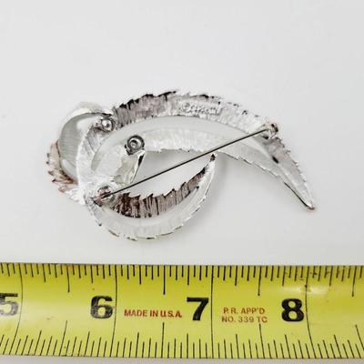 VINTAGE SARAH COVENTRY FLOWING LEAVES BROOCH