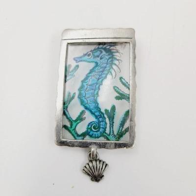 SILVERTONED SEAHORSE PIN