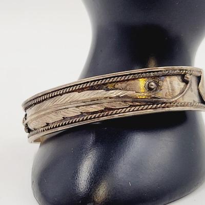 NATIVE .926 STYLED FEATHER BRACELET