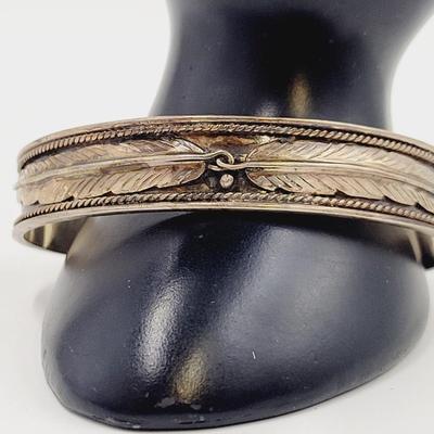 NATIVE .926 STYLED FEATHER BRACELET