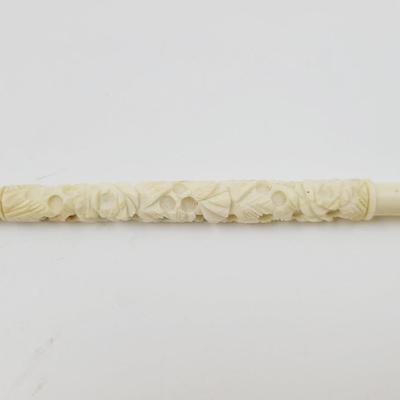 VINTAGE CARVED CIGARETTE HOLDER #2