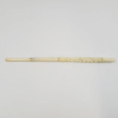 VINTAGE CARVED CIGARETTE HOLDER #2