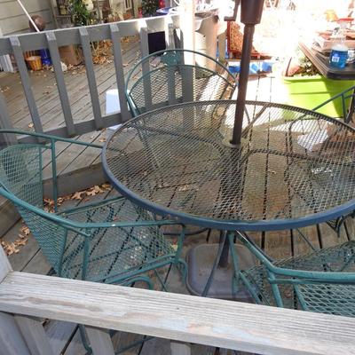 Patio set