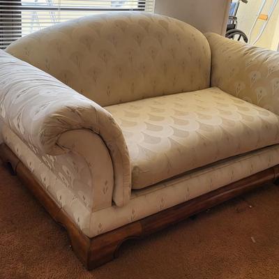 Chinoiserie Chow Leg Ming Style Loveseat