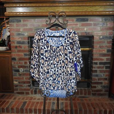 Animal print top