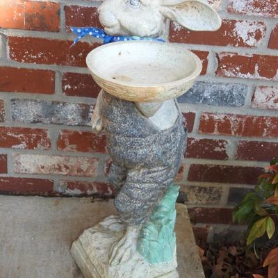 Yard art rabbit waiter