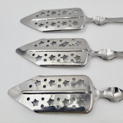 FRENCH MAN ABSINTHE STAR PATTERN SPOON SET OF 3