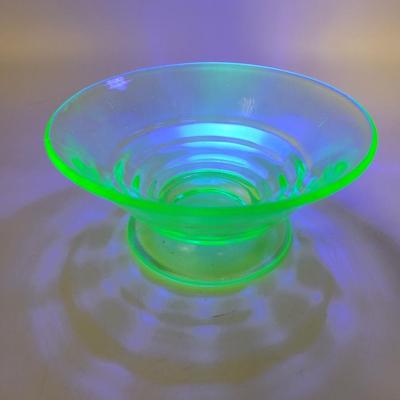 VINTAGE URANIUM GREEN GLASS