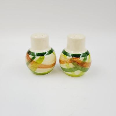 Tam O'shanterbyÂ METLOX - POPPYTRAIL - VERNON SALT & PEPPER SET