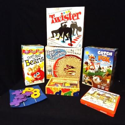 " KIDS GAMES" TWISTER-HANGMAN-DONT SPILL THE BEANS-CATCH THE FOX-MORE
