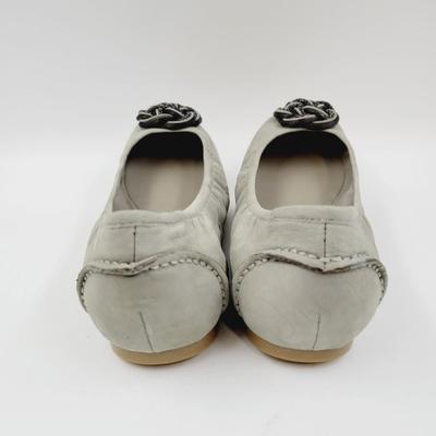 NEW B MAKOWSKY LEATHER w/ KNOTTED METAL SLIP ONS SIZE 10