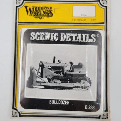 NEW WOODLAND SCENICS WHITE METAL CASTING - BULLDOZER #2
