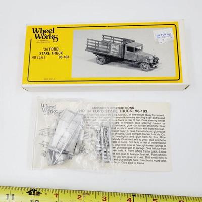 VINTAGE WHEEL WORKS HO SCALE 34 FORD STAKE TRUCK