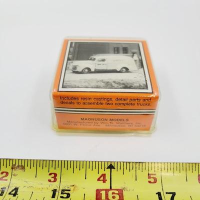 VINTAGE MAGNUSON MODEL 40 FORD PANEL VAN MINIATURE