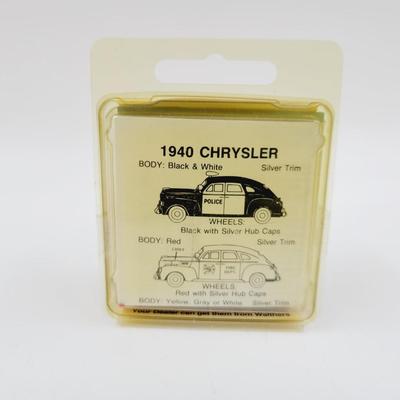 VINTAGE MAGNUSON MODELS 40 CHRYSLER SEDAN MINIATURE MODEL