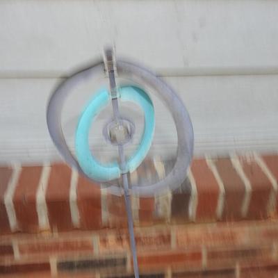 Yard art whirly