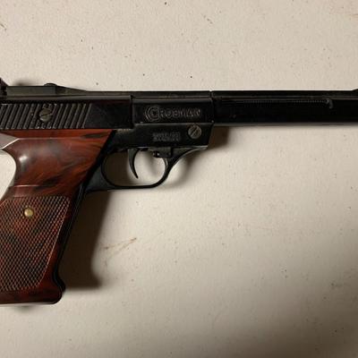 CROSSMAN BB GUN