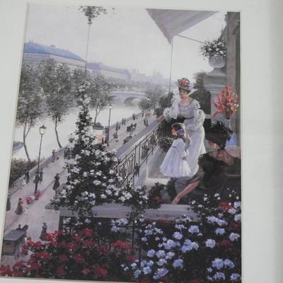 Pair of beautiful Parisian prints