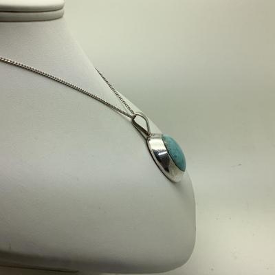 8314 Sterling Silver Turquoise Pend on 18