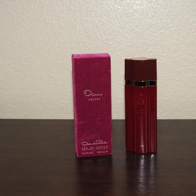 Oscar velvet perfume