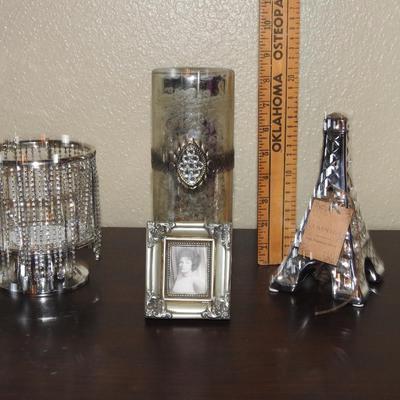 Collection of Paris decor