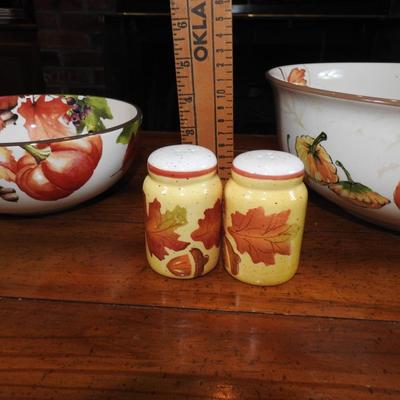 Fall decor dishes