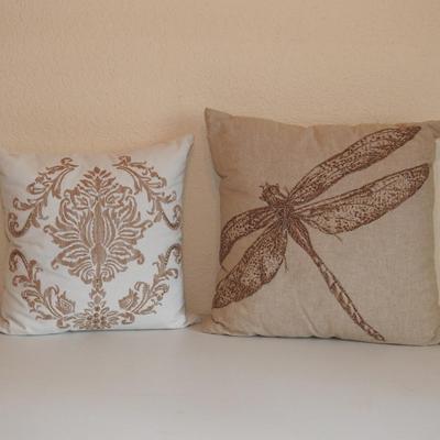Decorative pillows