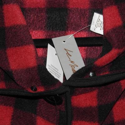 Fleece red/black plaid cape