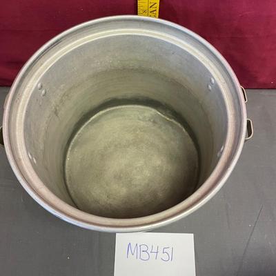 Waterless cooker
