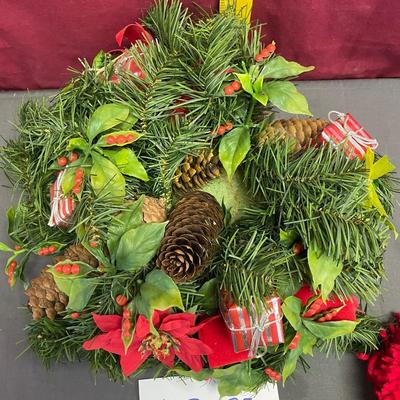 Holiday floral