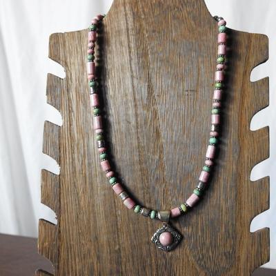 Beautiful sterling necklace
