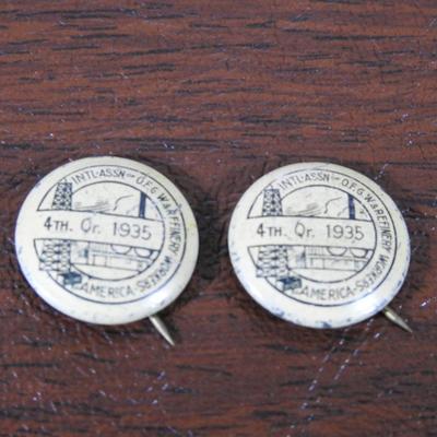 Pair of American oil workers union pins 1935