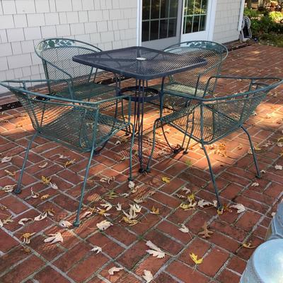 8124 Vintage Wrought Iron Table and 4 Woodard Chairs