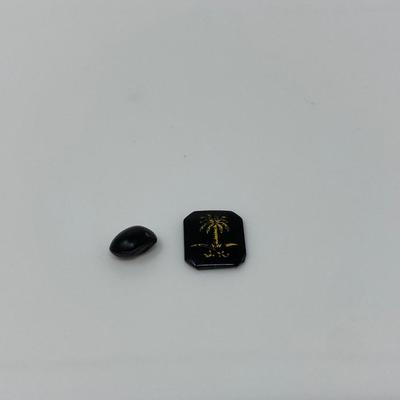 Unidentified Black Loose Stones