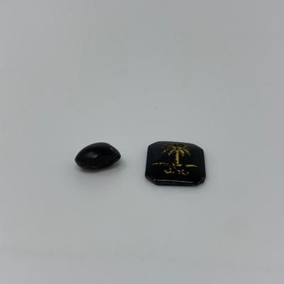 Unidentified Black Loose Stones