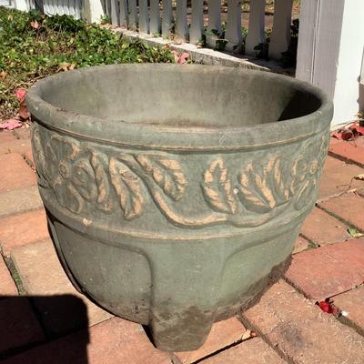 8141 Vintage Green Pottery Pot