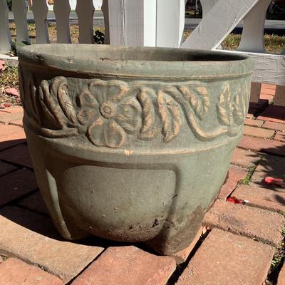 8141 Vintage Green Pottery Pot